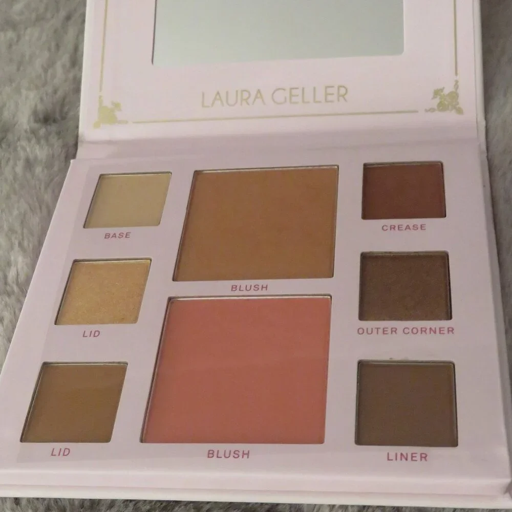 NEW Laura Geller 
